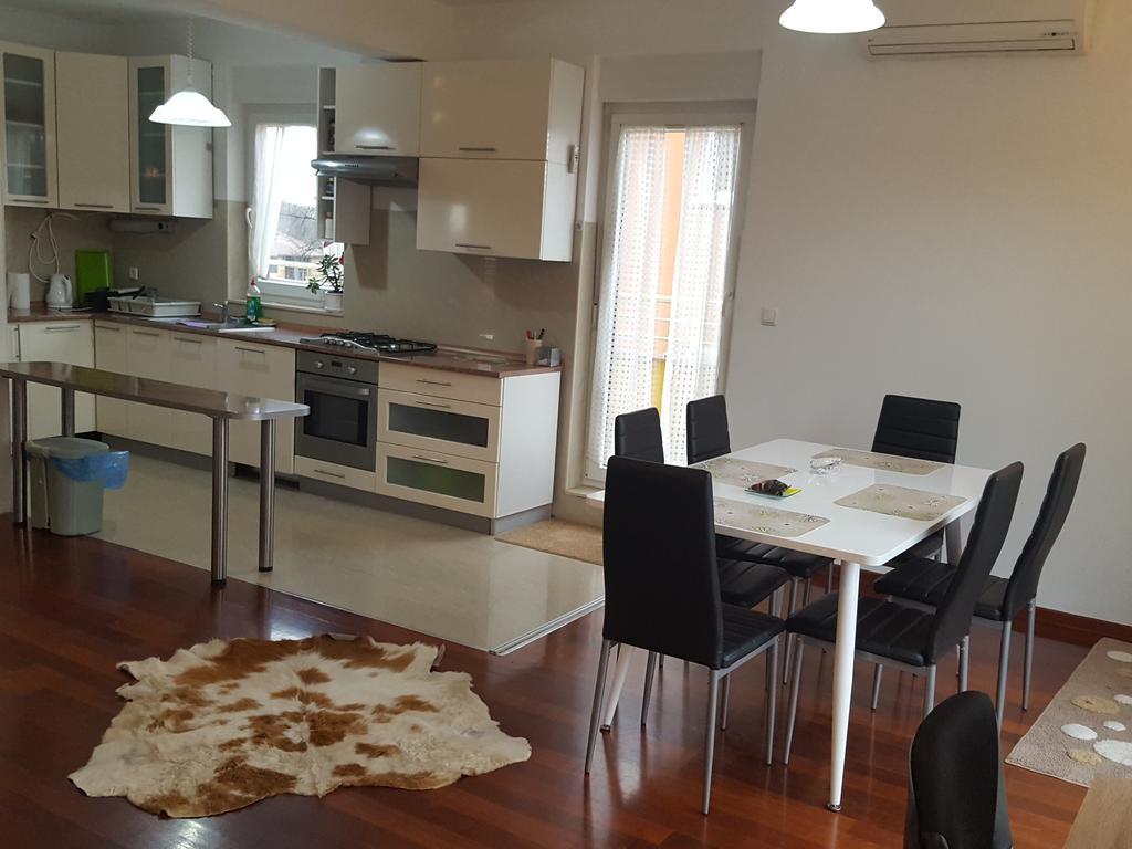 Apartman Maksimir Lux Zagreb-145M2 Lägenhet Exteriör bild