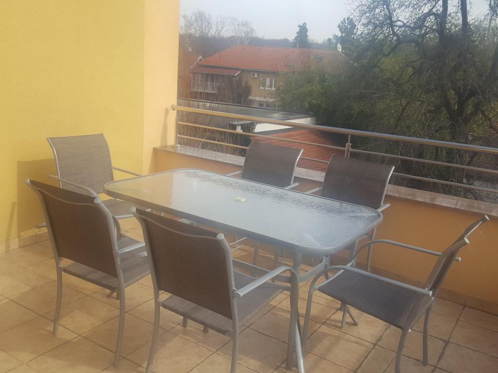 Apartman Maksimir Lux Zagreb-145M2 Lägenhet Exteriör bild